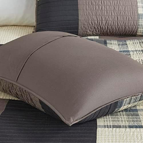 Woolrich Winter Hills Reversible Quilt Set - Cottage Styling Reversed to Solid Color, All Season Lightweight Coverlet, Cozy Bedding Layer, Matching Shams, Oversized King/Cal King, Plaid Tan 3 Piece