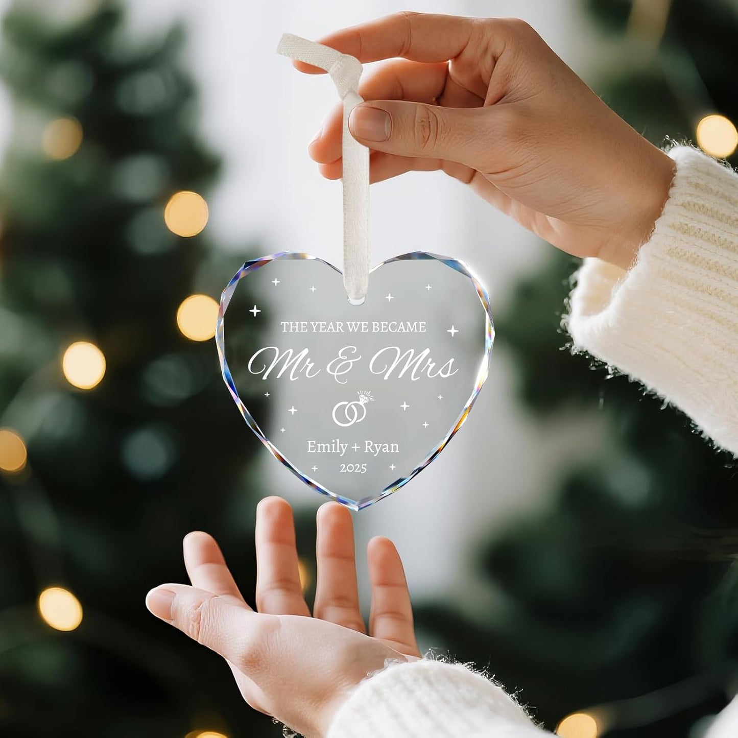 Wedding Gifts for Couples 2025 - Mr and Mrs Ornament 2025 - Bridal Shower Gifts, Just Married Gift for Bride, Newlywed, Future Mr & Mrs, Her - Crystal Glass Christmas Ornaments