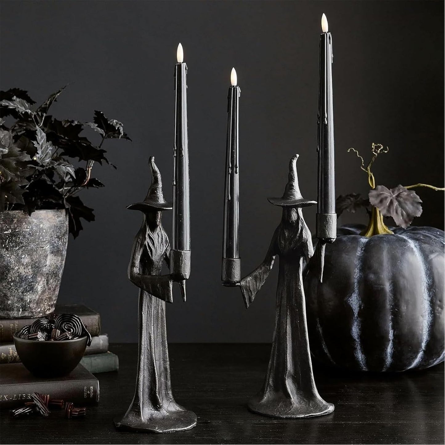 Halloween Witch Candle Holder,Handmade Black Witchs Statue, for Placement in The Table, Witch Halloween Decorations, Window Display