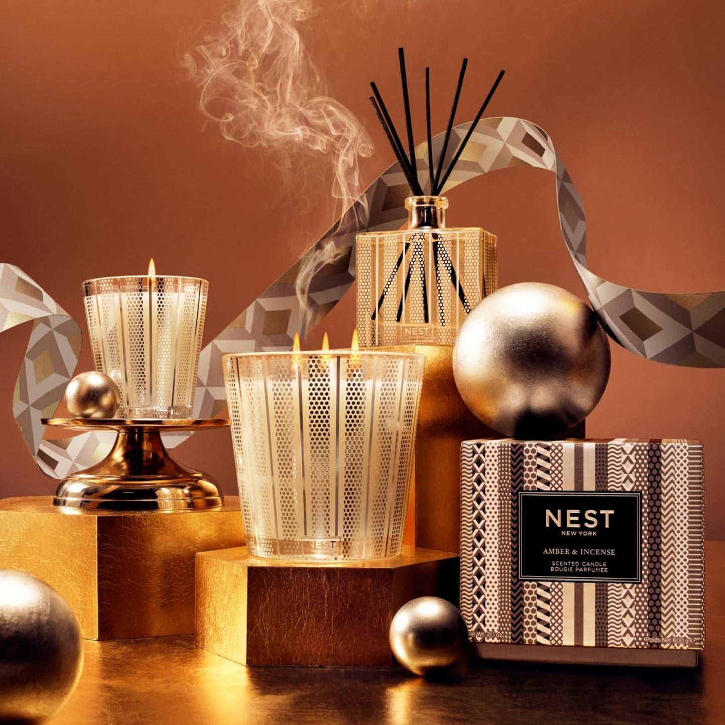 NEST New York Scented Classic Candle, Amber & Incense - 8.1 oz - Up to 60-Hour Burn Time - Reusable Glass Vessel