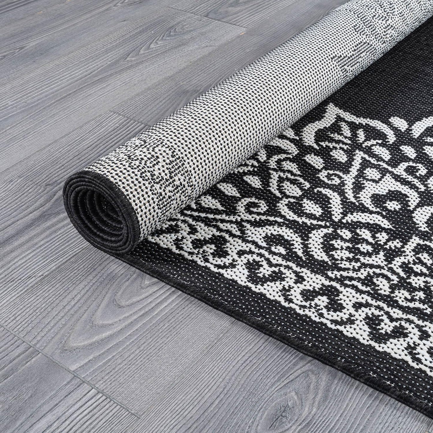 CAMILSON Outdoor Rug, 8x10 Medallion Black White Modern Area Rugs for Indoor and Outdoor Patios, Kitchen and Hallway Mats, Washable Porch Deck Outside Carpet (Medallion Black, 8 x 10)