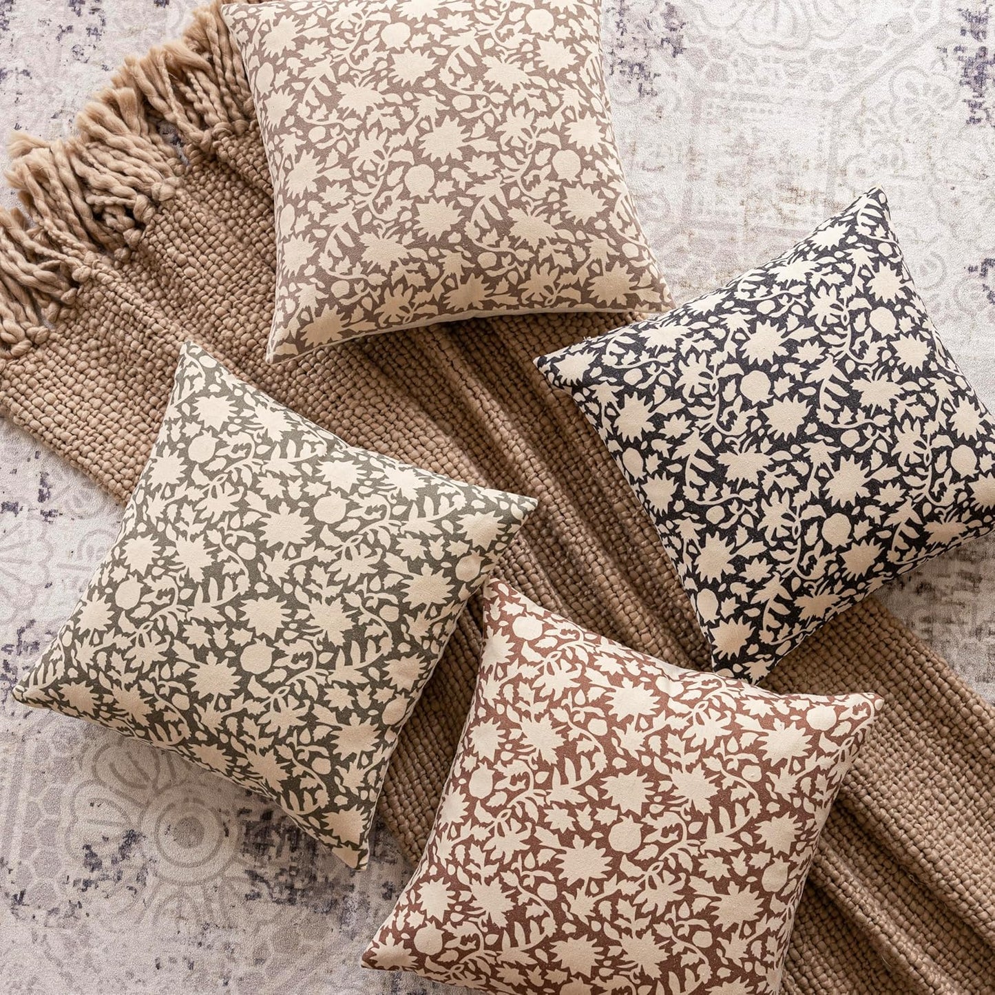 Foindtower Set of 2 Decorative Neutral Floral Lumbar Throw Pillow Covers Accent Farmhouse Cushion Covers Boho Vintage Pillowcase for Couch Sofa Bedroom Living Room Home Decor Outdoor12×20 Inch,Black